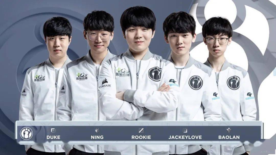 不甘示弱 不甘示弱